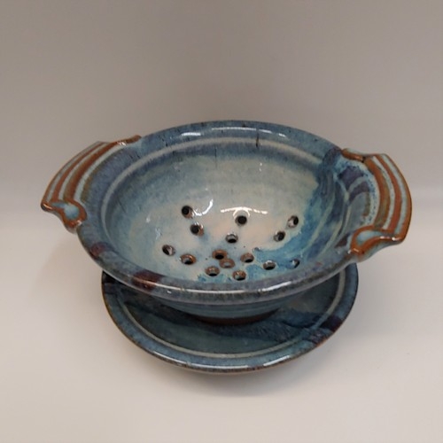 #220509 Berry Bowl & Plate Blue $29.50 at Hunter Wolff Gallery